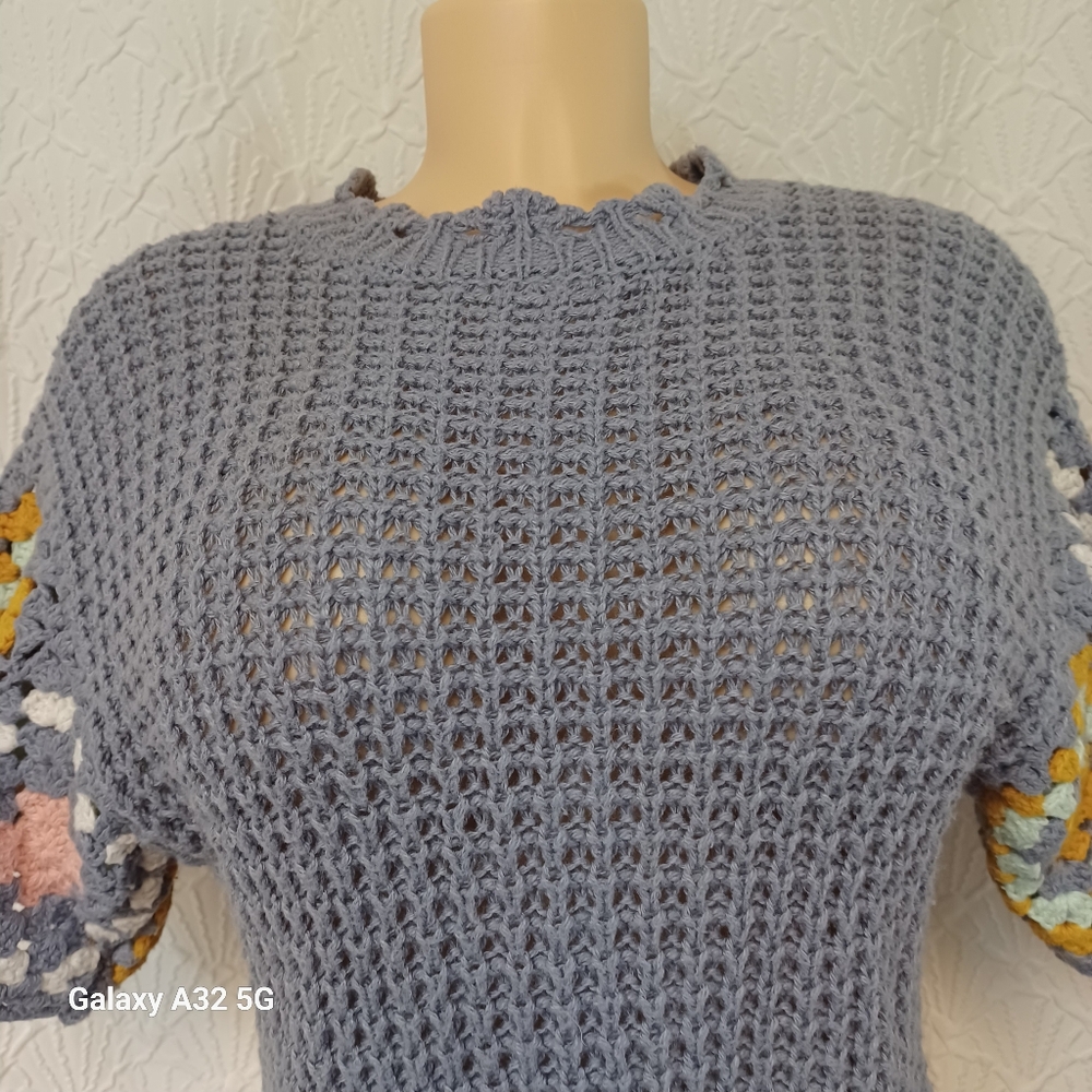 Universal Size XS Thread Gray Cropped Boxy Top - Picture 4 of 12
